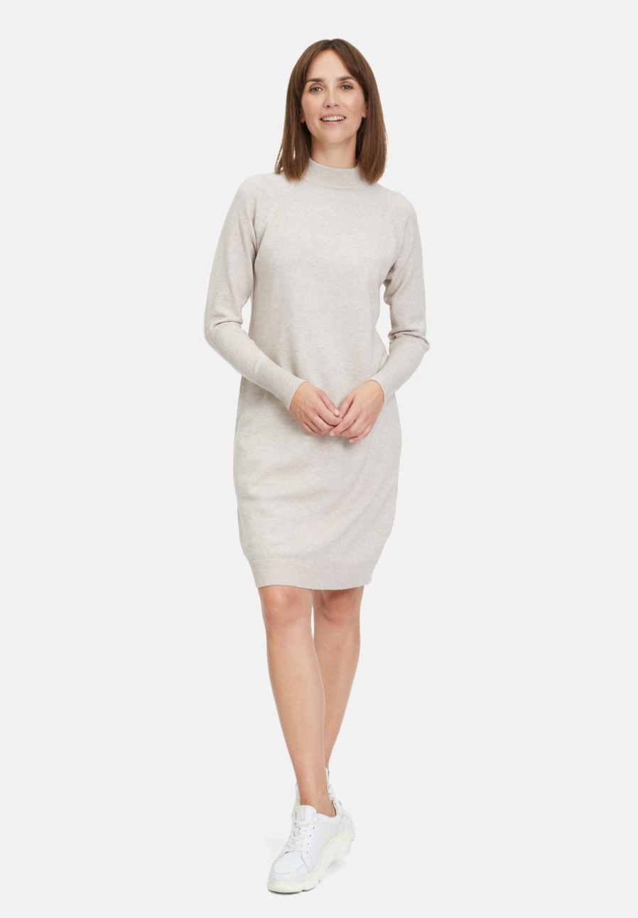 Basics | Betty Barclay Strickkleid Mit Stehkragen